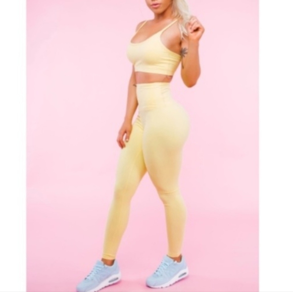 Saski. Light Yellow Leggings. Size XS. - Picture 2 of 5